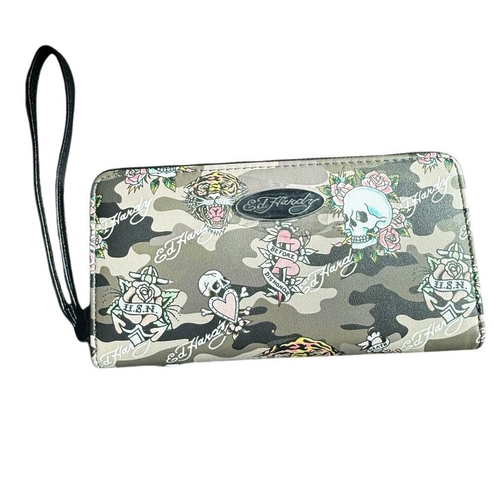 NWT Ed Hardy Men's Camouflage Bifold Wallet - Love Kills Slowly Tiger Skull